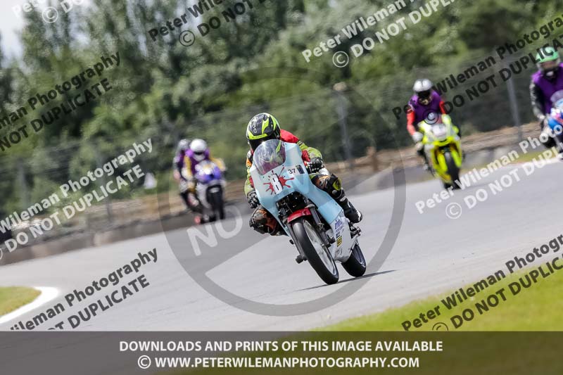 donington no limits trackday;donington park photographs;donington trackday photographs;no limits trackdays;peter wileman photography;trackday digital images;trackday photos